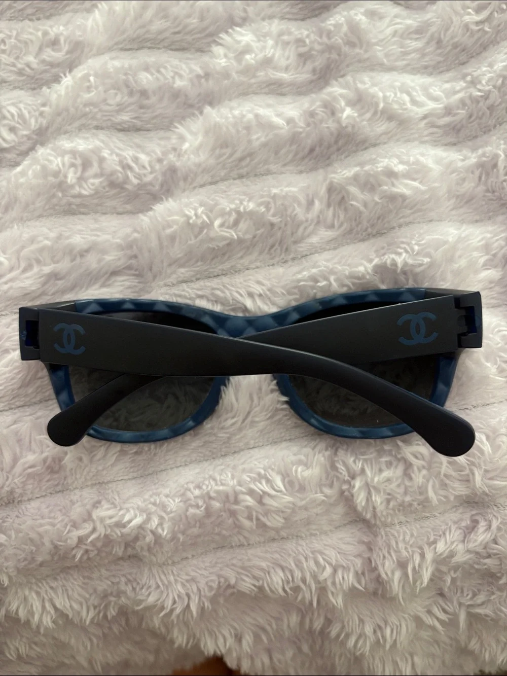 CHANEL wayfarer polarized